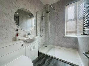 Photo 5- click for photo gallery